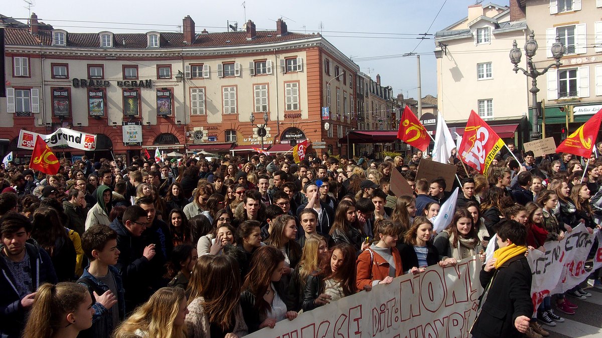 Illustration - Jeunes et travailleurs à nouveau dans la rue contre la loi Hollande-Valls ! 