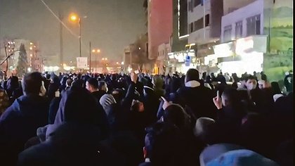 Illustration les massacreurs et leurs complices