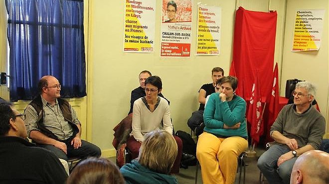 Illustration - Élections européennes : Nathalie Arthaud (Lutte ouvrière) en réunion publique à Chalon-sur-Saône