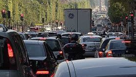 Illustration - ”Retirez la voiture aux ouvriers, vous roulerez” Coluche