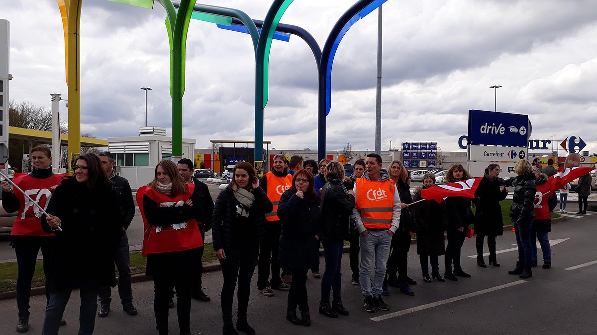 Illustration - Carrefour – Laon : vive la grève des employés !