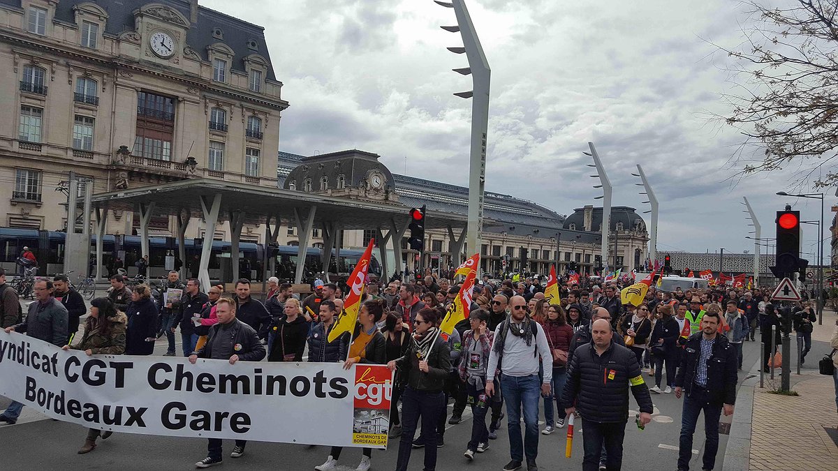 Illustration - Edouard Philippe et le respect des usagers