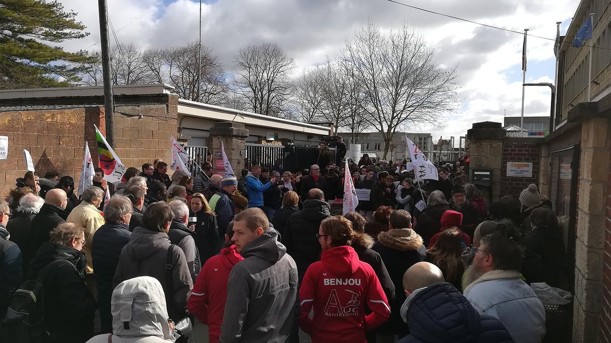Illustration - Lycée professionnel l'Acheuléen – Amiens : mobilisation contre l'expulsion d'un lycéen étranger
