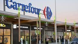 Carrefour : licenciements pour une plus « grande distribution » des profits