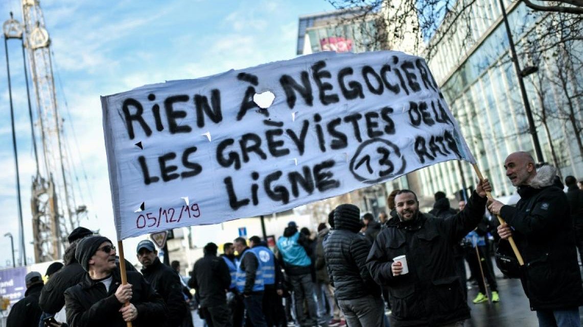 Illustration - Les vœux de Macron et les nôtres