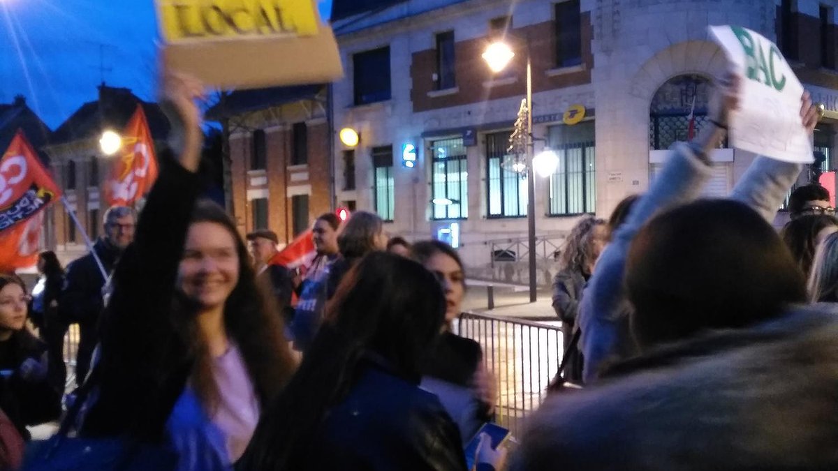 Illustration - Lycée Gay-Lussac - Chauny : non à un bac local