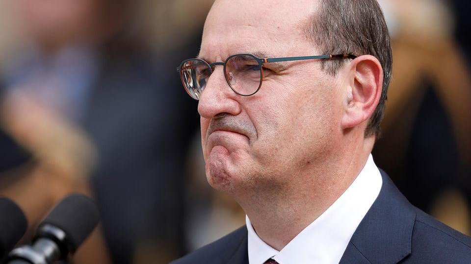 Illustration - Castex : de la caste des bons chiens de garde de la bourgeoisie