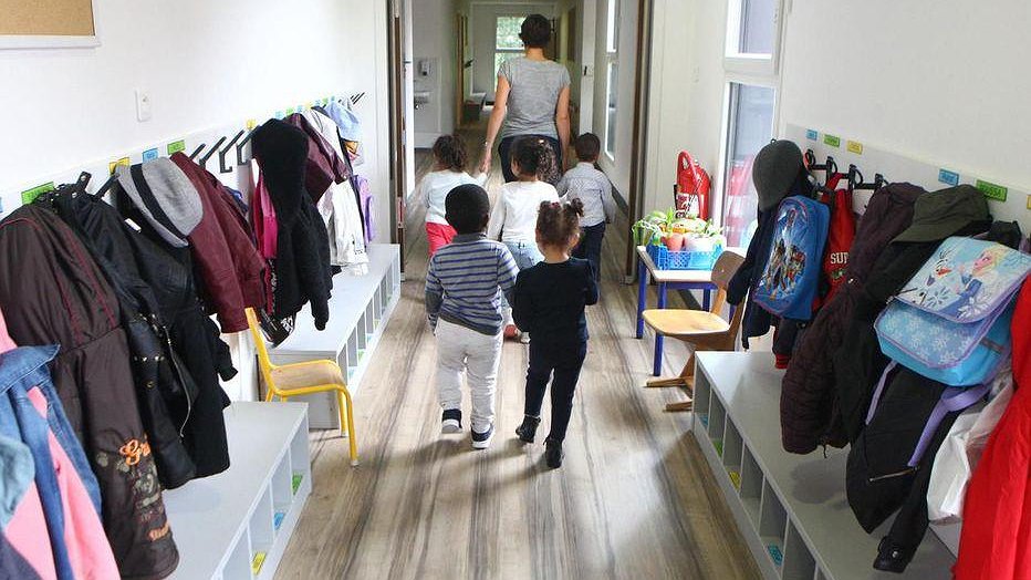 Illustration - Macron aux Mureaux : démagogie mensongère