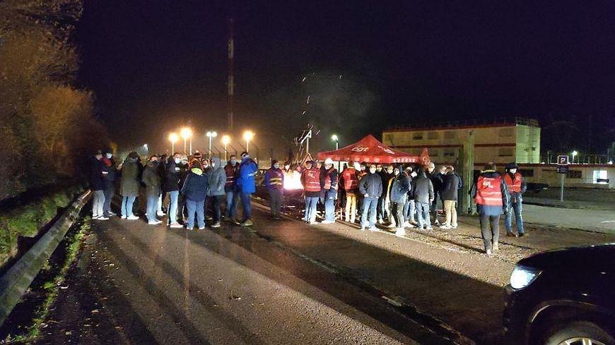 Illustration - Centrale nucléaire : en grève contre le projet Hercule.