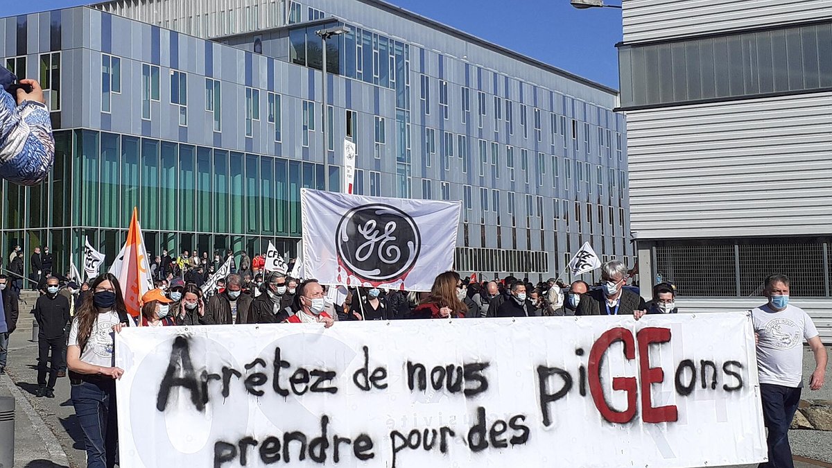 Illustration - Manifestation de 400 salariés de General Electric Steam contre les licenciements 