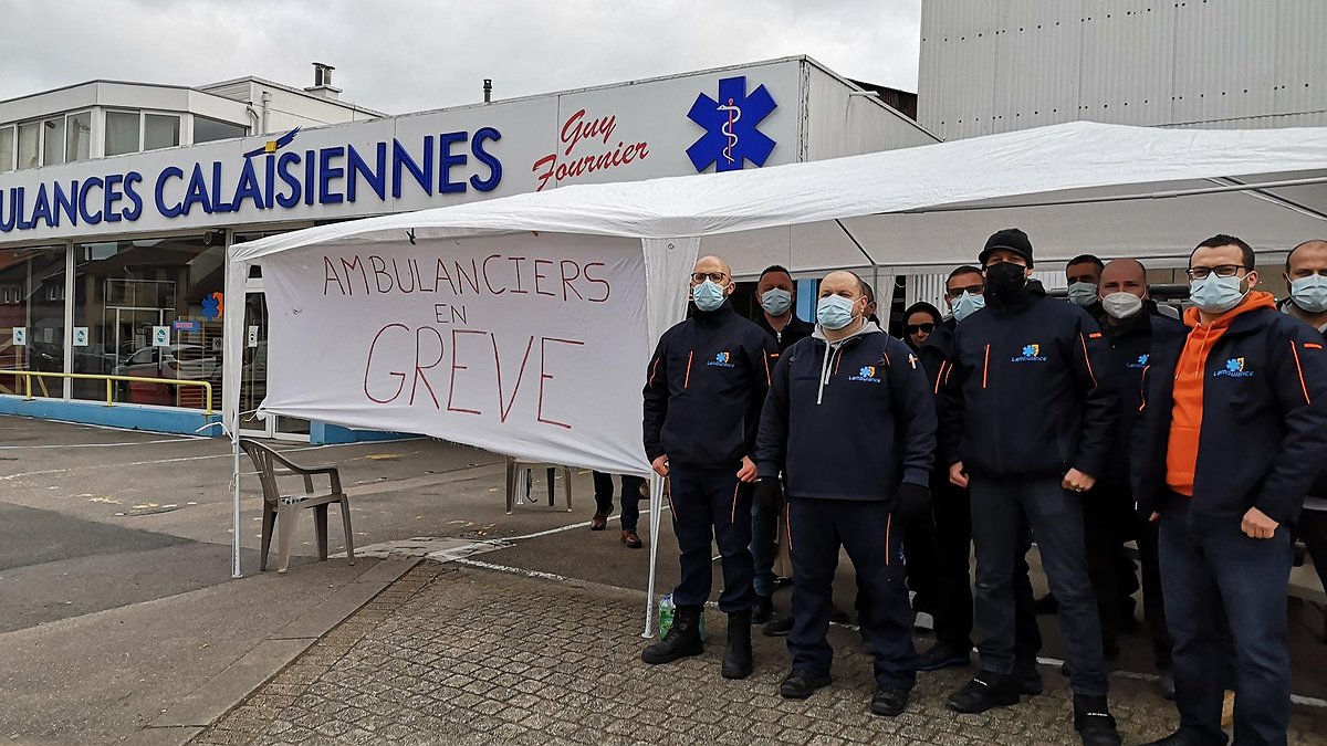 Illustration - Les « Ambulances Calaisiennes » en grève