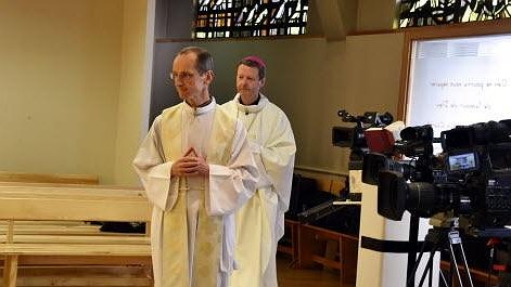 Illustration - Pâques : les bigots et les grenouilles de bénitier ont des antennes