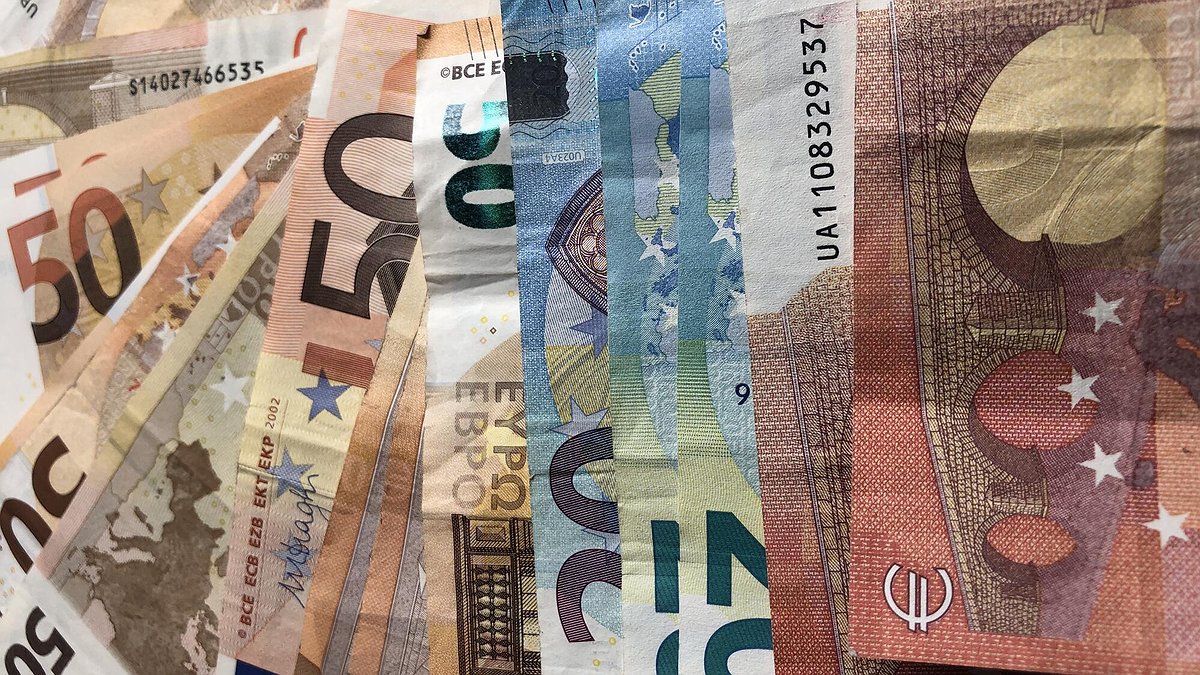 Illustration - Prêts gratuits pour riches patrons et actionnaires