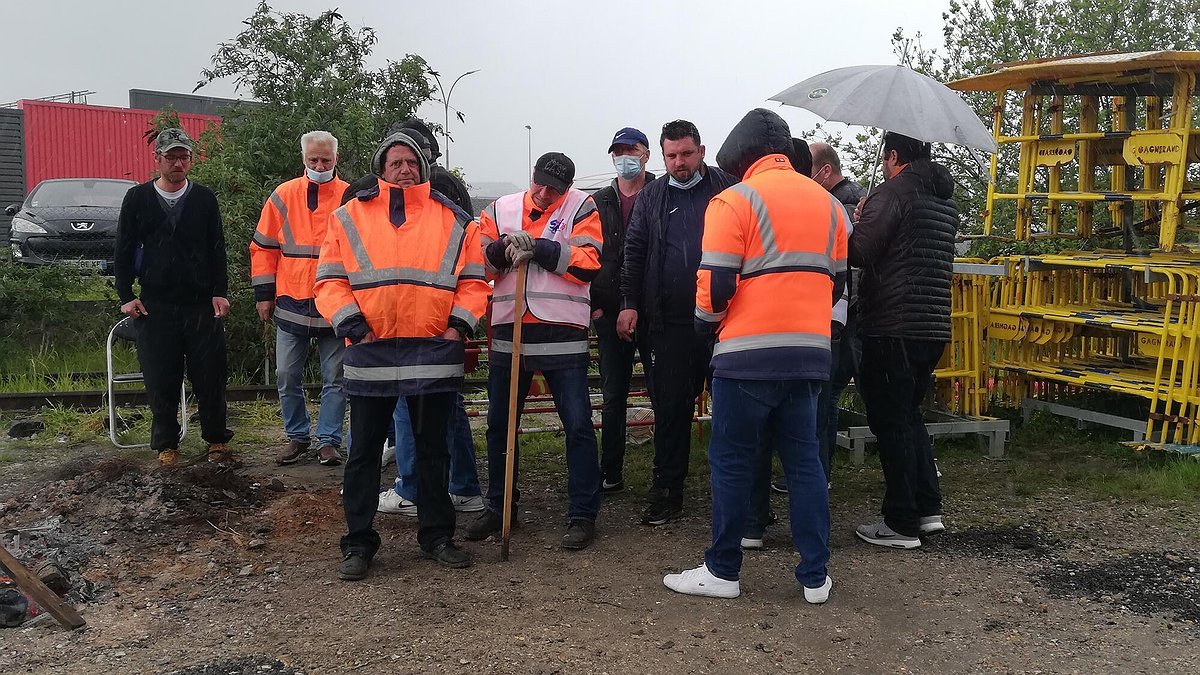 Illustration - A Dieppe, il n’y a pas que les poubelles qui débordent !