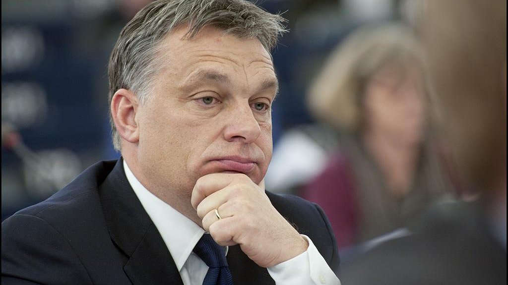 Illustration - UE-Orban : le théâtre réouvre en Europe