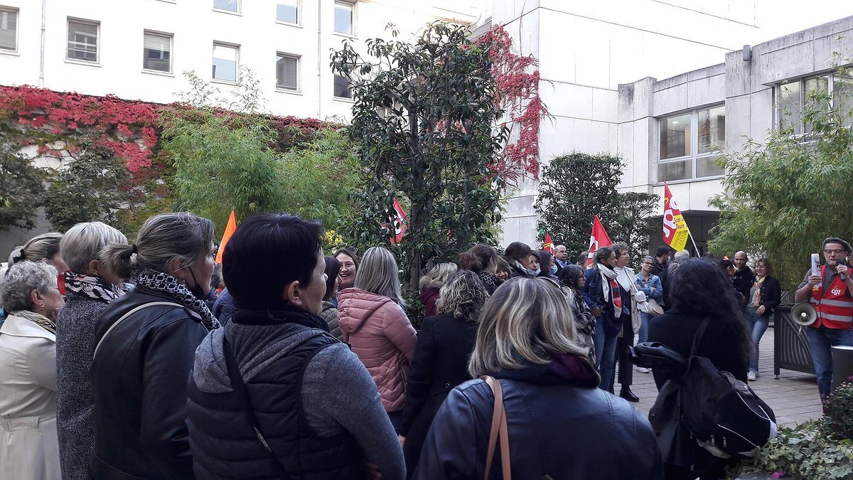 Illustration - Mairie de Tours – Les travailleuses des écoles protestent contre le sous-effectif