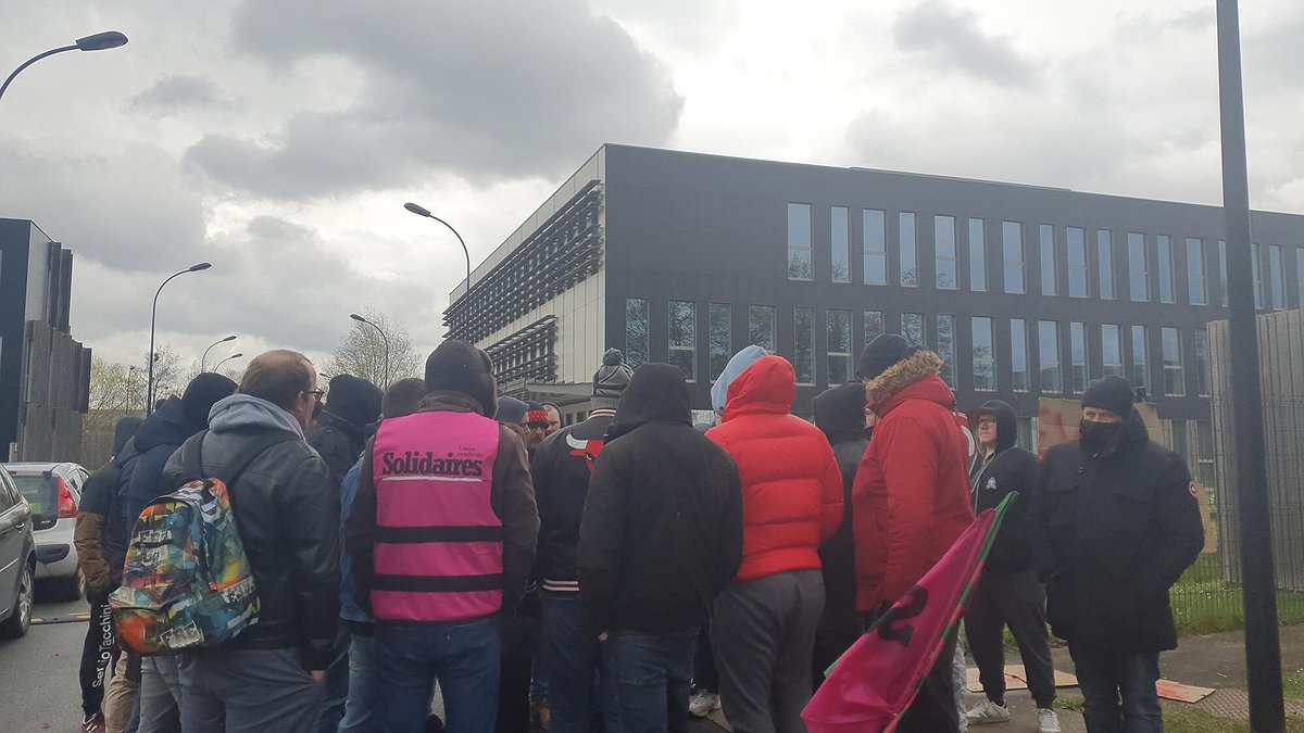 Illustration - En grève pour les salaires !