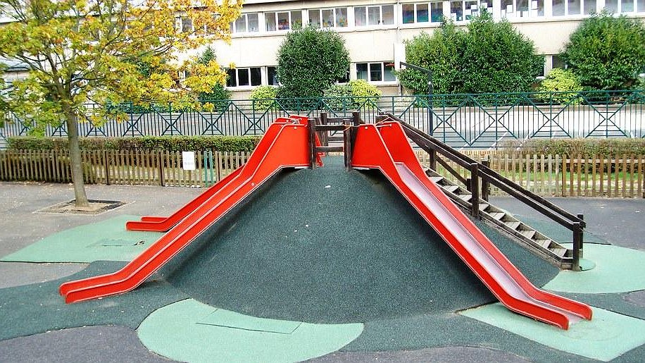 Illustration - « ♫ Tout va très bien, Madame la Marquise ♫ »