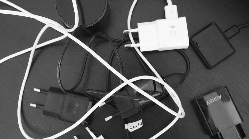 Illustration - Électronique : normes en retard sur le progrès technique