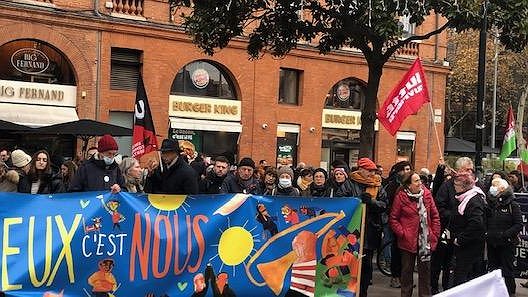 Illustration - Régularisations de tous les sans-papiers !