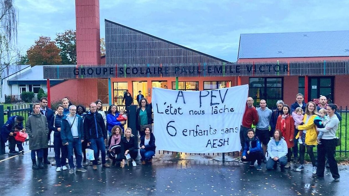 Illustration - Toujours pas d'accompagnants scolaires