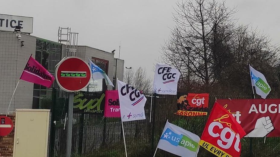 Illustration - Les salariés de la TICE en grève