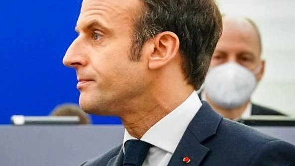 Illustration - Macron : du carburant pour la grève !