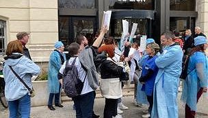 Illustration - La direction générale vole du salaire