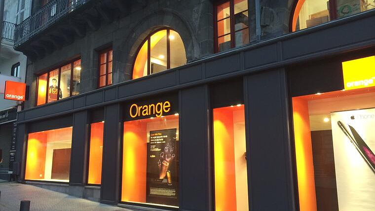 Illustration - Licenciements à Orange : de quoi voir rouge