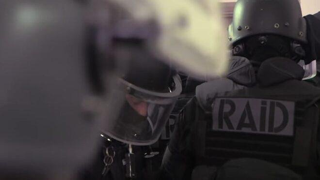 Illustration - Les policiers d'élite dans leurs œuvres