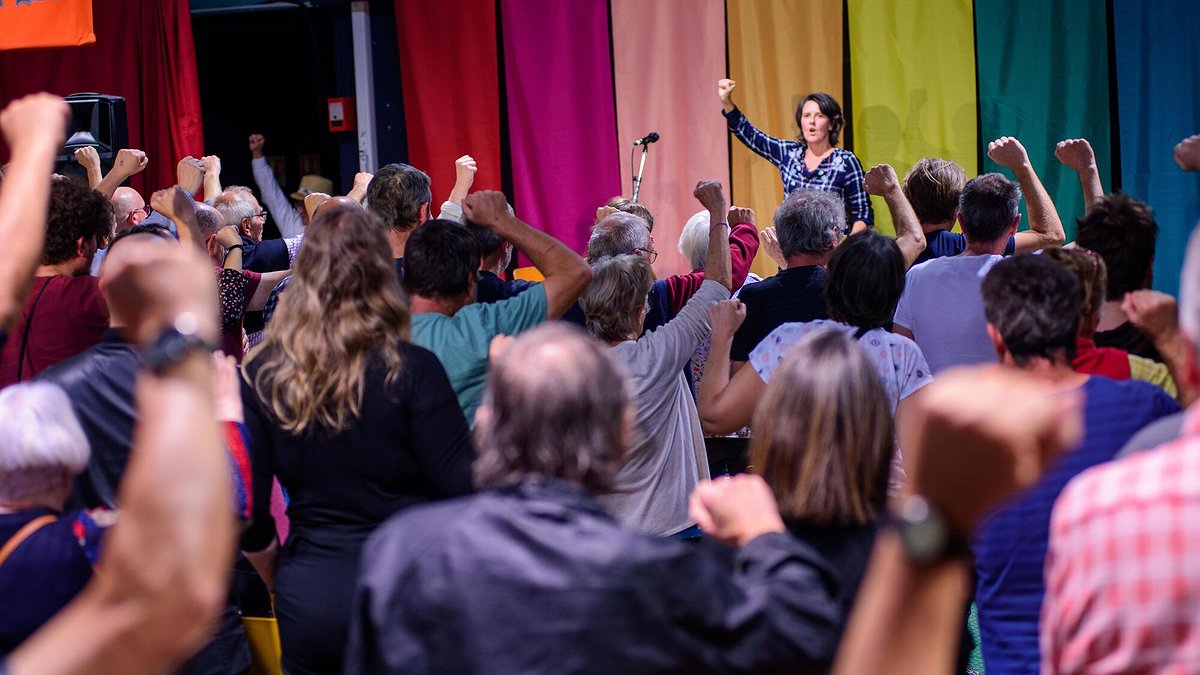 Illustration - Une fête 2023 animée