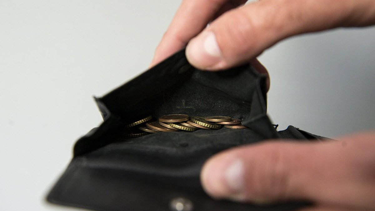 Illustration - Contre la pauvreté, des miettes