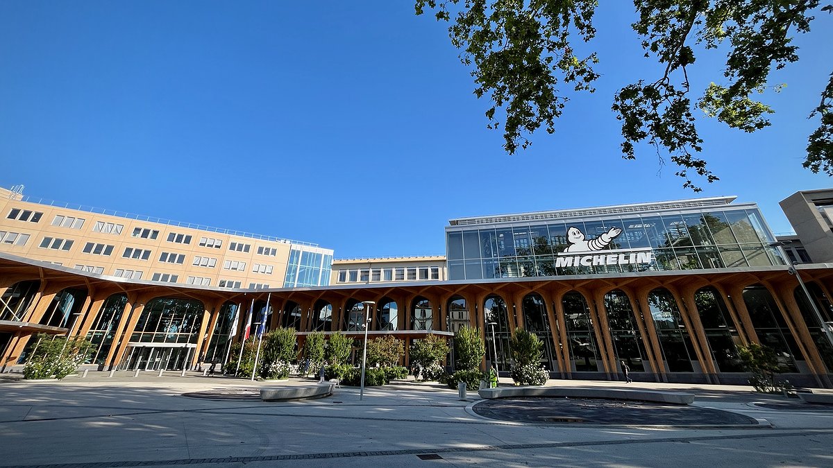 Illustration - Michelin : non aux licenciements !