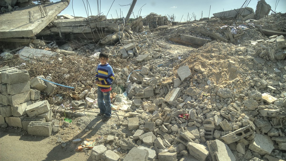 Illustration - la sainte-famille des hypocrites et cyniques