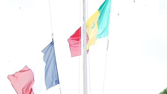 Illustration - départ en trompe-l’œil