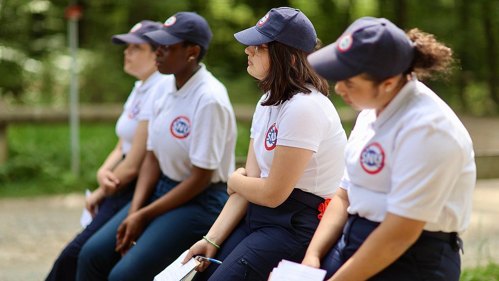 Illustration - non à l’embrigadement de la jeunesse !