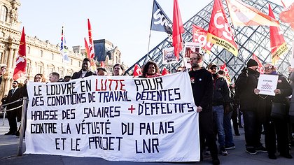 Illustration Les travailleurs du Louvre en grève