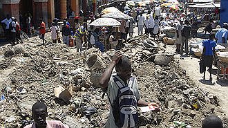 Illustration la violence et ceux qui en profitent