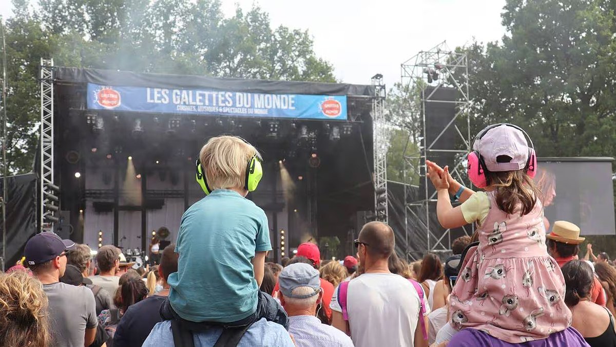 Illustration - Le conseil départemental aime les artistes… au garde-à-vous !