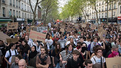 Illustration une nouvelle grande manifestation prévue le 13 octobre