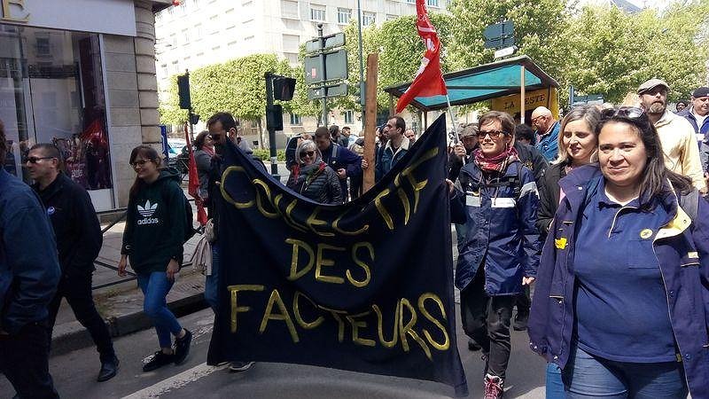 Illustration - les facteurs toujours en lutte