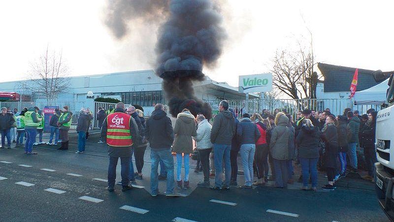 Illustration - grève avec le soutien des gilets jaunes