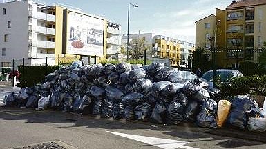 Illustration - éboueurs en grève