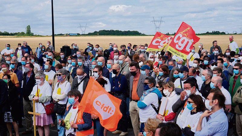 Illustration - les suppressions d’emplois ne passent pas