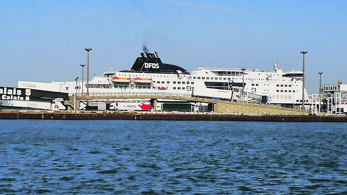 Illustration - nouveau port, vieille politique