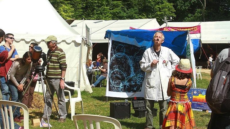 Illustration - Chapiteau des Sciences