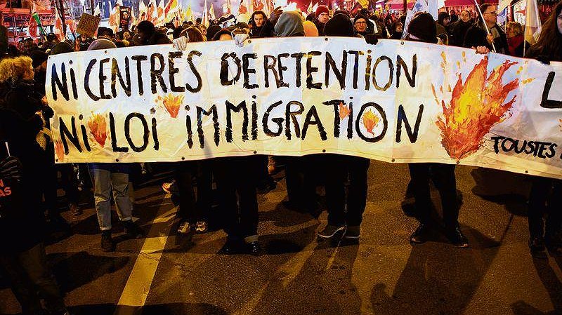 Illustration - manifestons contre une loi antiouvrière