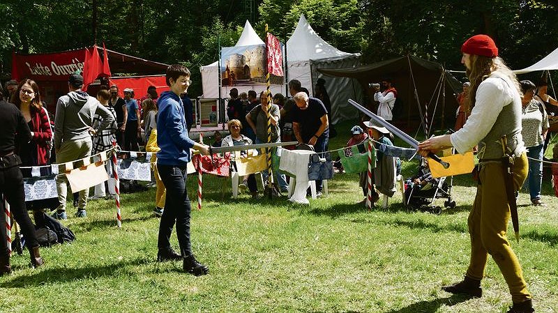 Illustration - Le Village médiéval