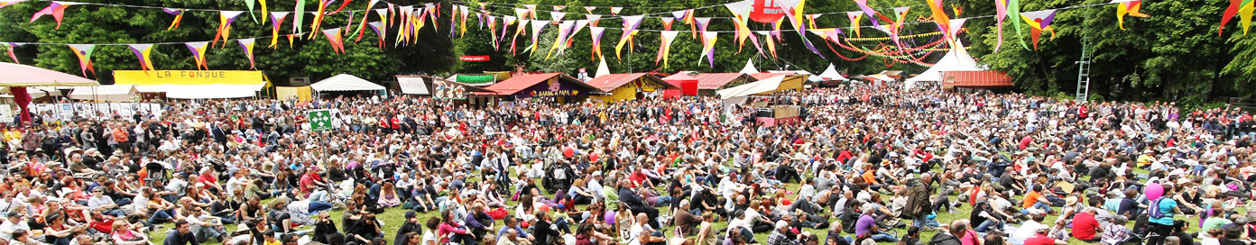 Image de la foule à la Fête de Lutte ouvrière